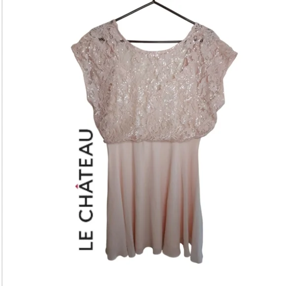strapless open back dress Tate Long Sleeve Lace Dress main image 0